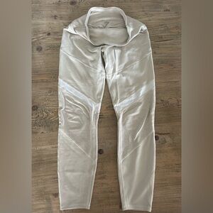 Alo Leggings Color block sand and white